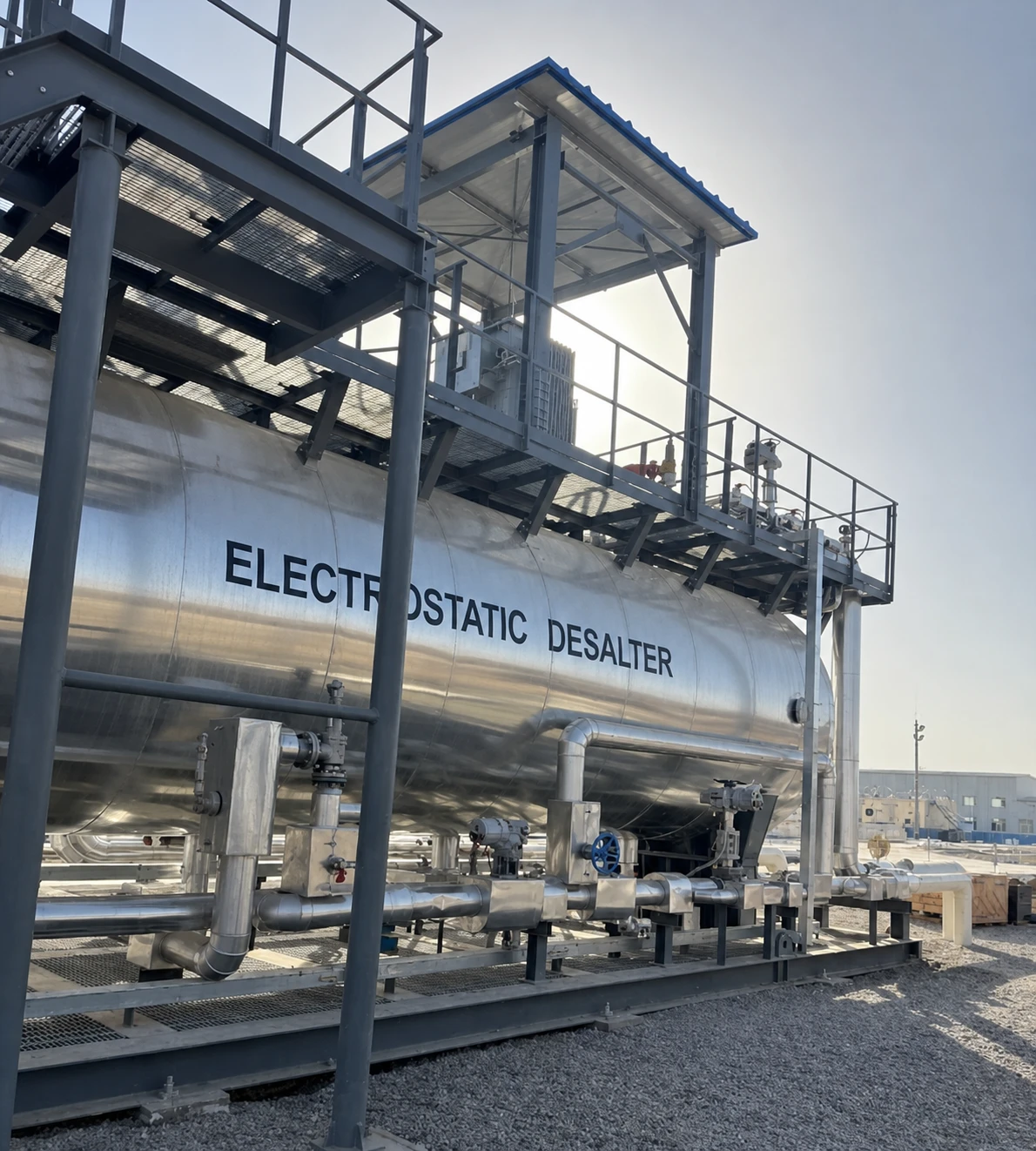 Electrostatic desalter package with English equipment marking